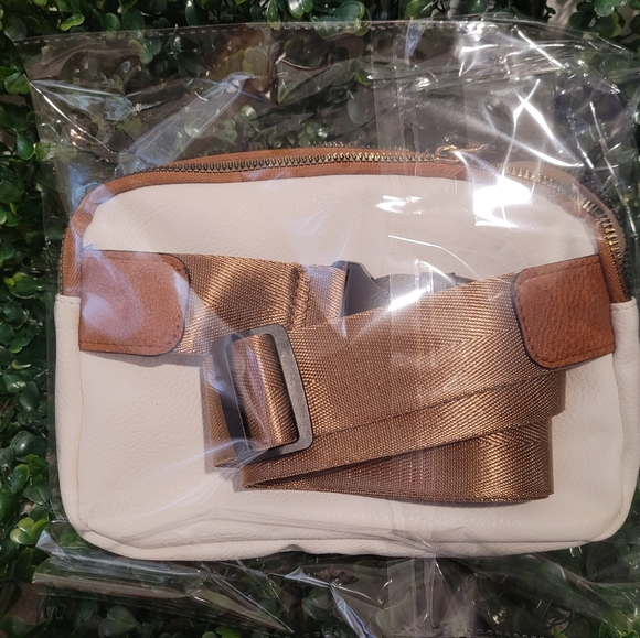 FAUX Leather Sling Bag✨️ - Picture 7 of 7